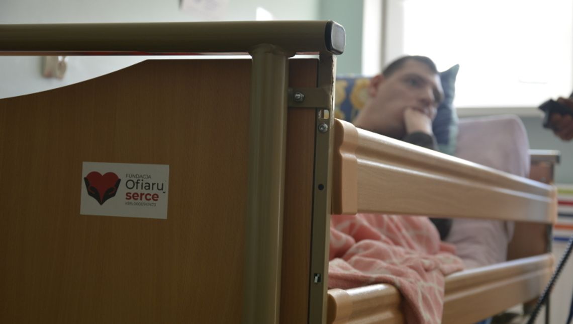 Nowe łóżko rehabilitacyjne dla Dziennego Domu Pobytu [WIDEO+ZDJĘCIA]