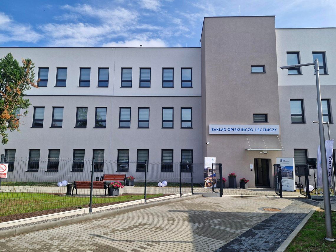 Nowoczesny Zakład Opiekuńczo-Leczniczy oficjalnie otwarty w Świętochłowicach Nowoczesny Zakład Opiekuńczo-Leczniczy oficjalnie otwarty w Świętochłowicach