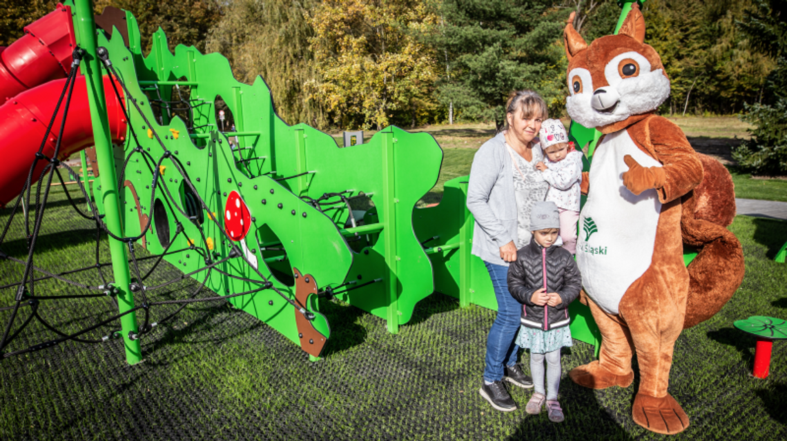 Nowy plac zabaw połączy pokolenia! Nowy plac zabaw połączy pokolenia!