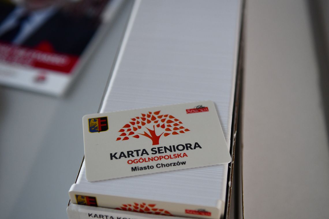 Ogólnopolska Karta Seniora już na terenie Chorzowa! Seniorzy zyskają rabaty w całym kraju