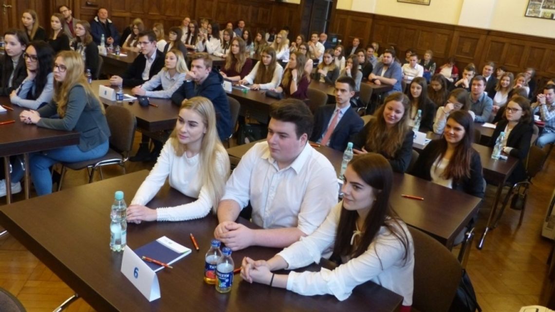 Olimpiada ZUS: Szkoły z Katowic, Chorzowa i Mysłowic powalczą o udział w finale