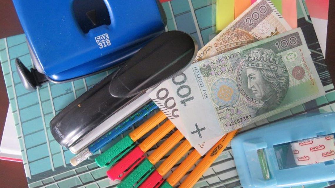 Ostatnie dni na gwarantowaną wypłatę 300 plus we wrześniu. ZUS przypomina o ważnym terminie Ostatnie dni na gwarantowaną wypłatę 300 plus we wrześniu. ZUS przypomina o ważnym terminie