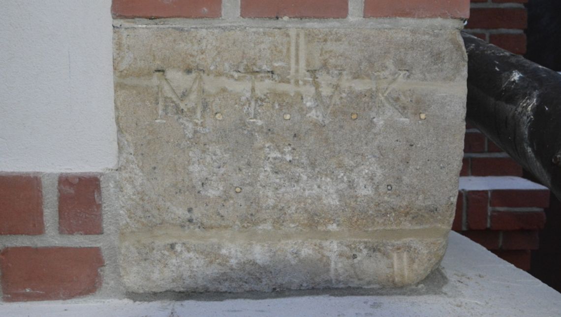 Pamiątkowy kamień uratowany