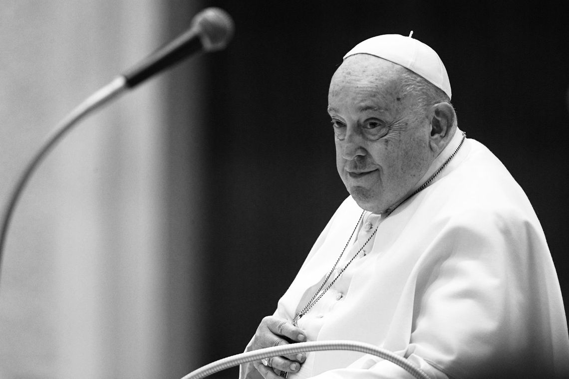 Papież Franciszek nie żyje. Kiedy odbędzie się pogrzeb oraz konklawe?