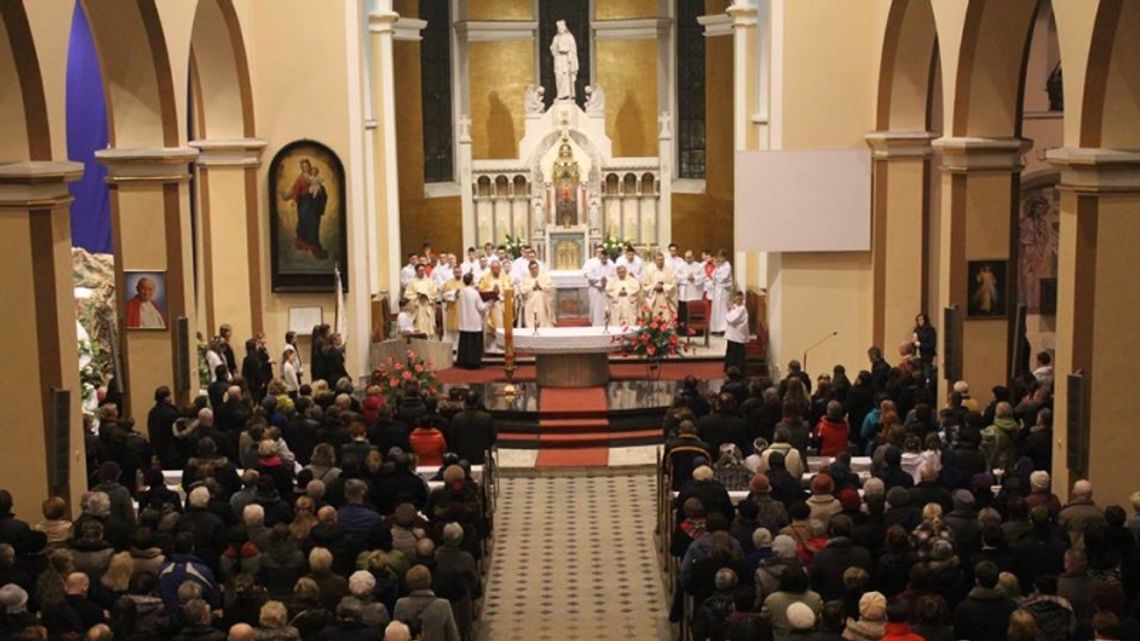 Parafia zaprasza na Święto Rodziny Parafia zaprasza na Święto Rodziny