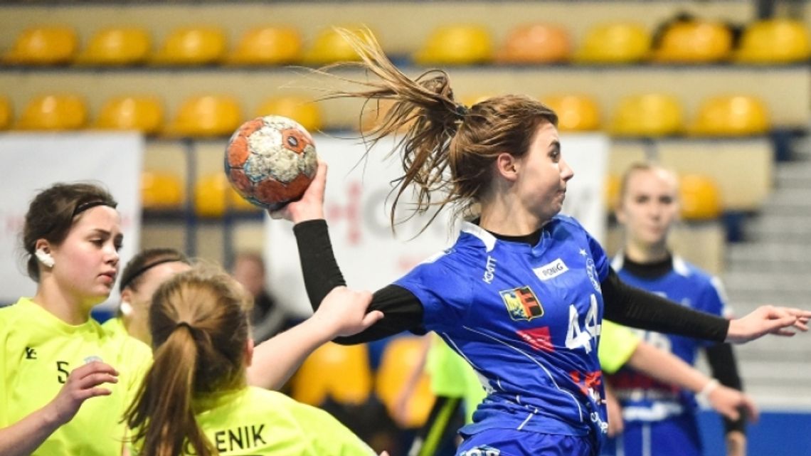 Pięć bramek zaliczki juniorek Ruchu