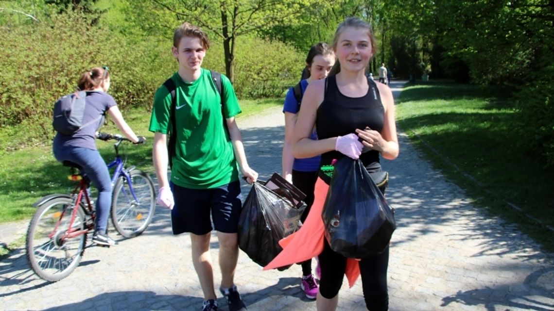 Plogging w Parku Śląskim [ZDJĘCIA]
