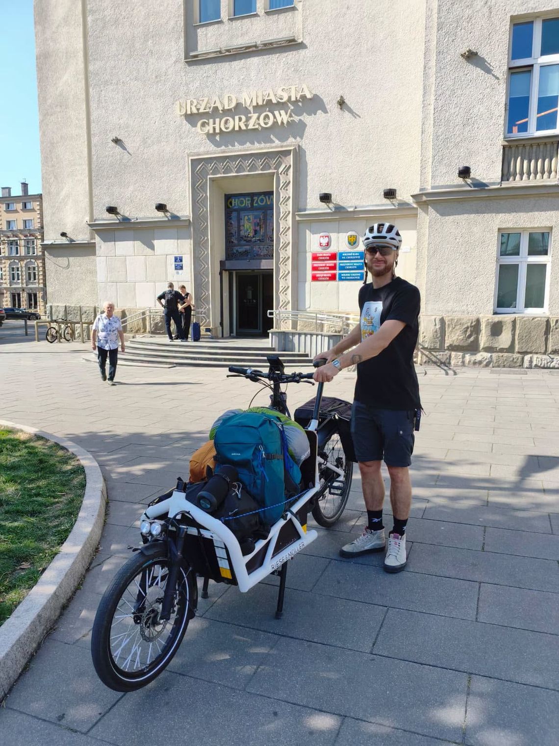 Pobili Ślązaka, bo uznali, że nosi ukraińskie barwy. Kuba był w trakcie charytatywnej wyprawy Pobili Ślązaka, bo uznali, że nosi ukraińskie barwy. Kuba był w trakcie charytatywnej wyprawy