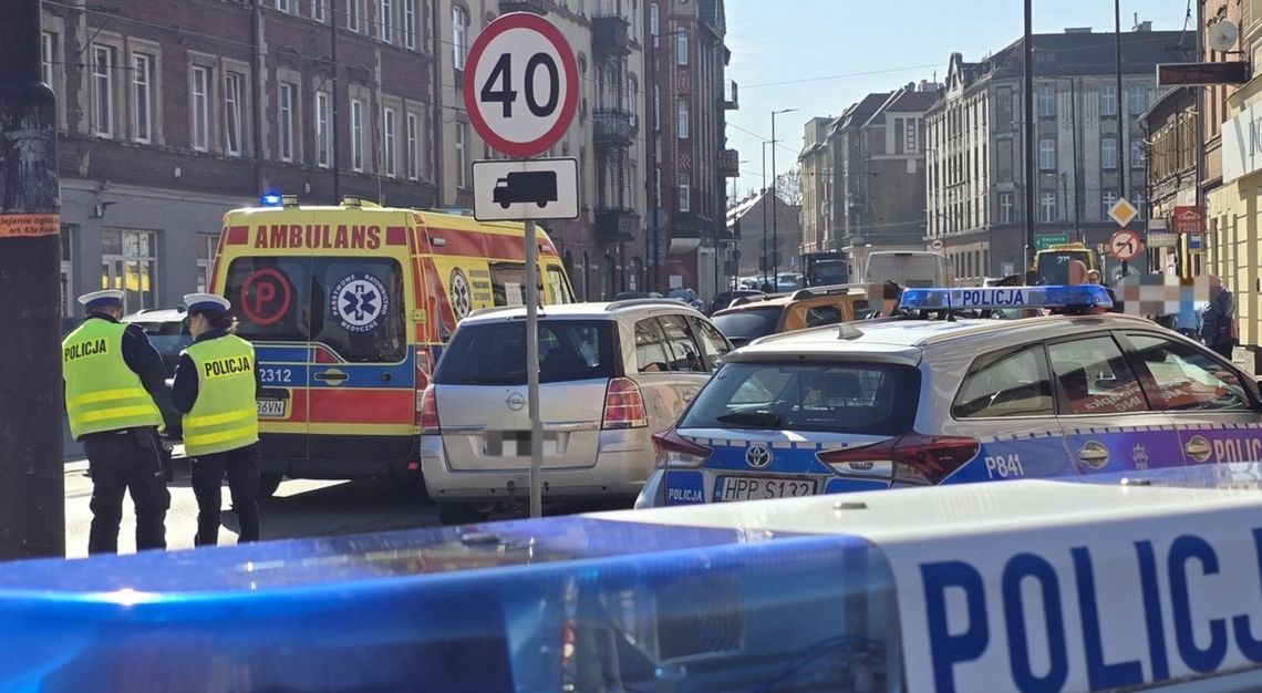 Policja apeluje do kierowców po potrąceniu kobiety na Bytomskiej Policja apeluje do kierowców po potrąceniu kobiety na Bytomskiej