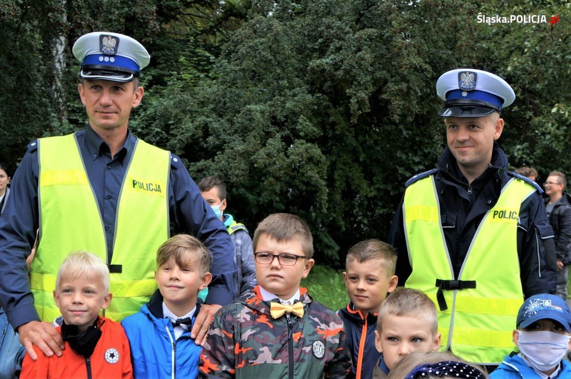 Policja podsumowała wakacje na drogach. Funkcjonariusze zadbają teraz o bezpieczeństwo uczniów