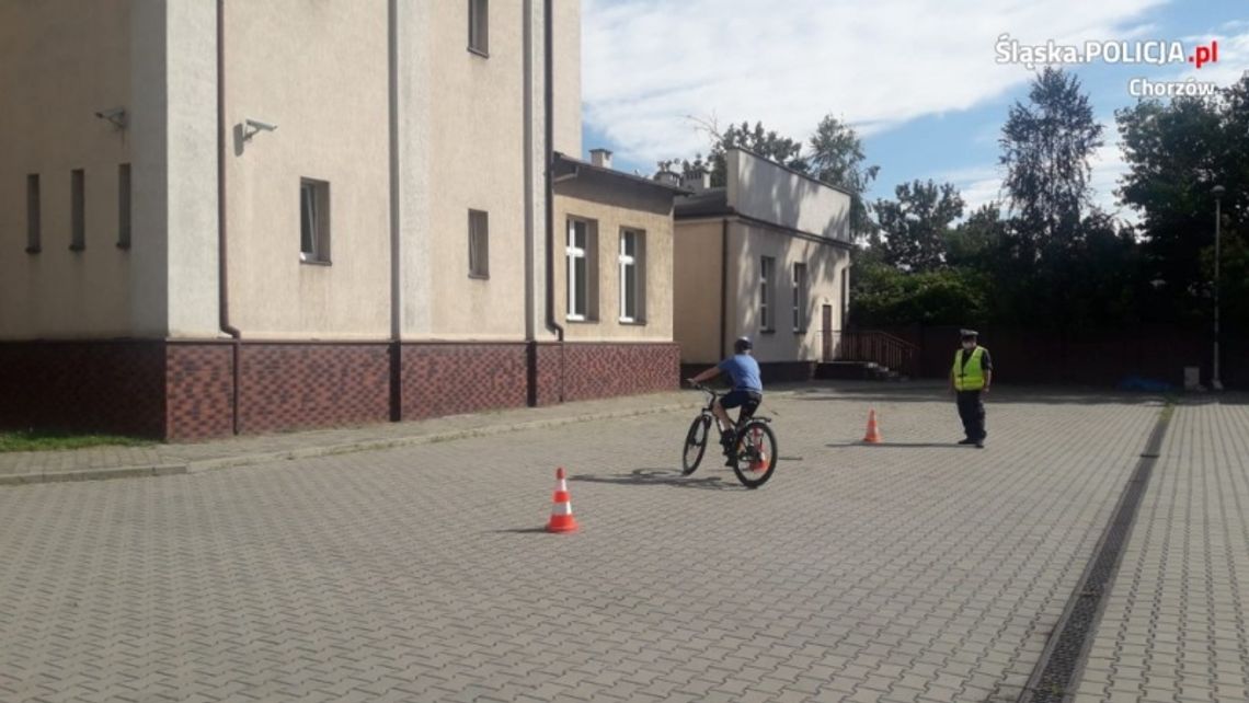 Policja przeprowadziła egzamin na kartę rowerową