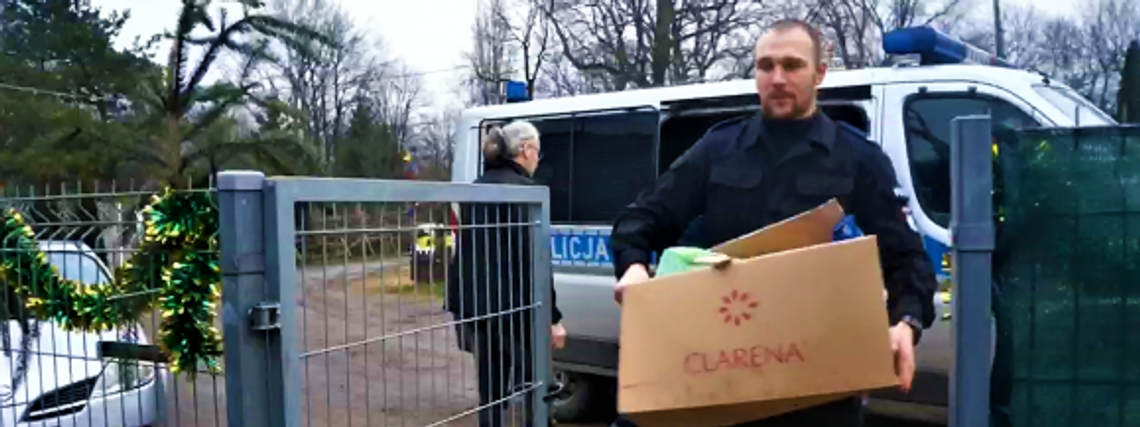 Policjanci pomagają zwierzakom [WIDEO]