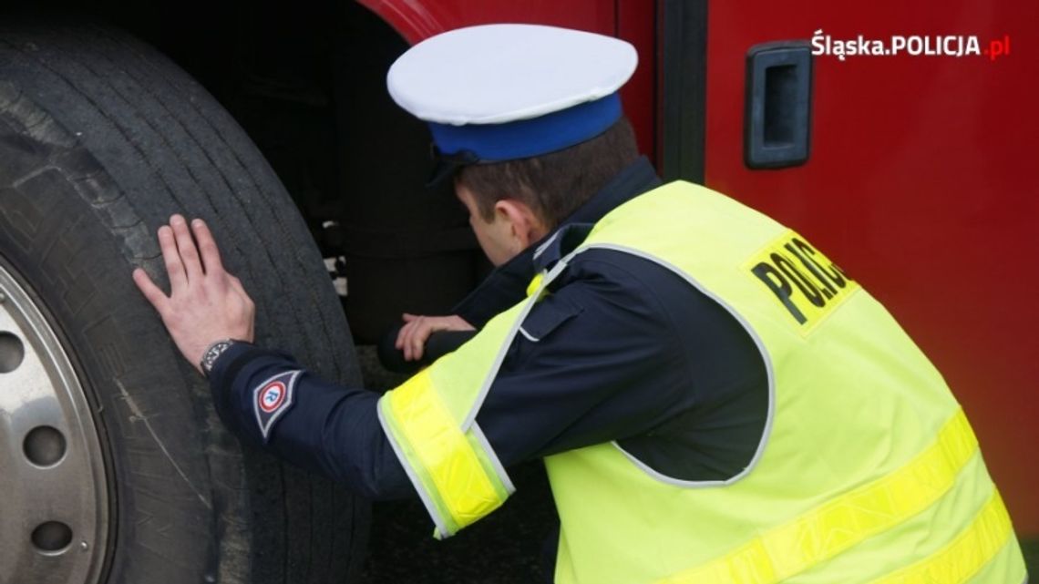 Policyjne kontrole autokarów