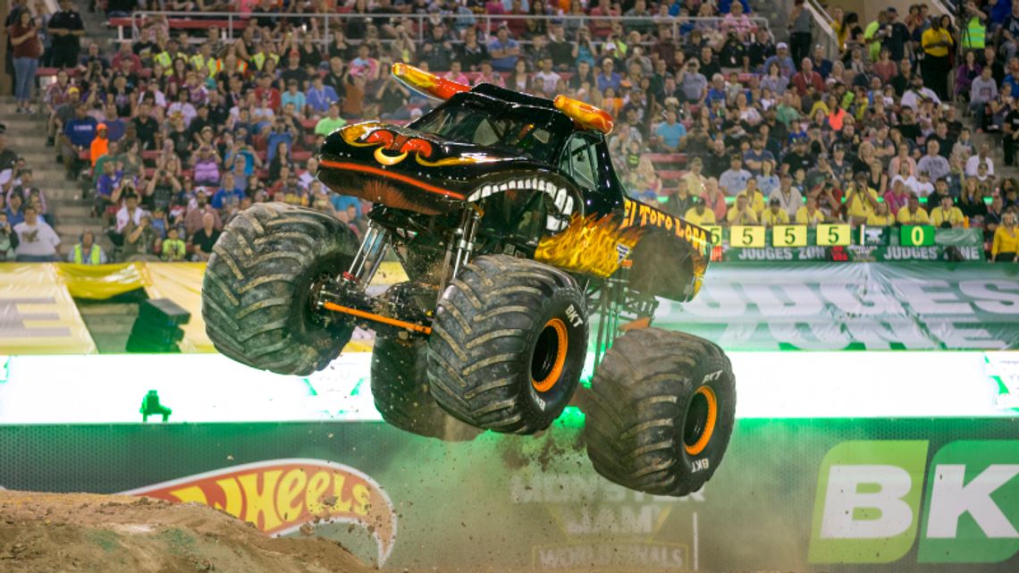 Potwory wjadą do Kotła Czarownic [WIDEO]