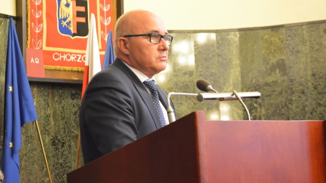 Prezydent Chorzowa sam obniżył sobie pensję