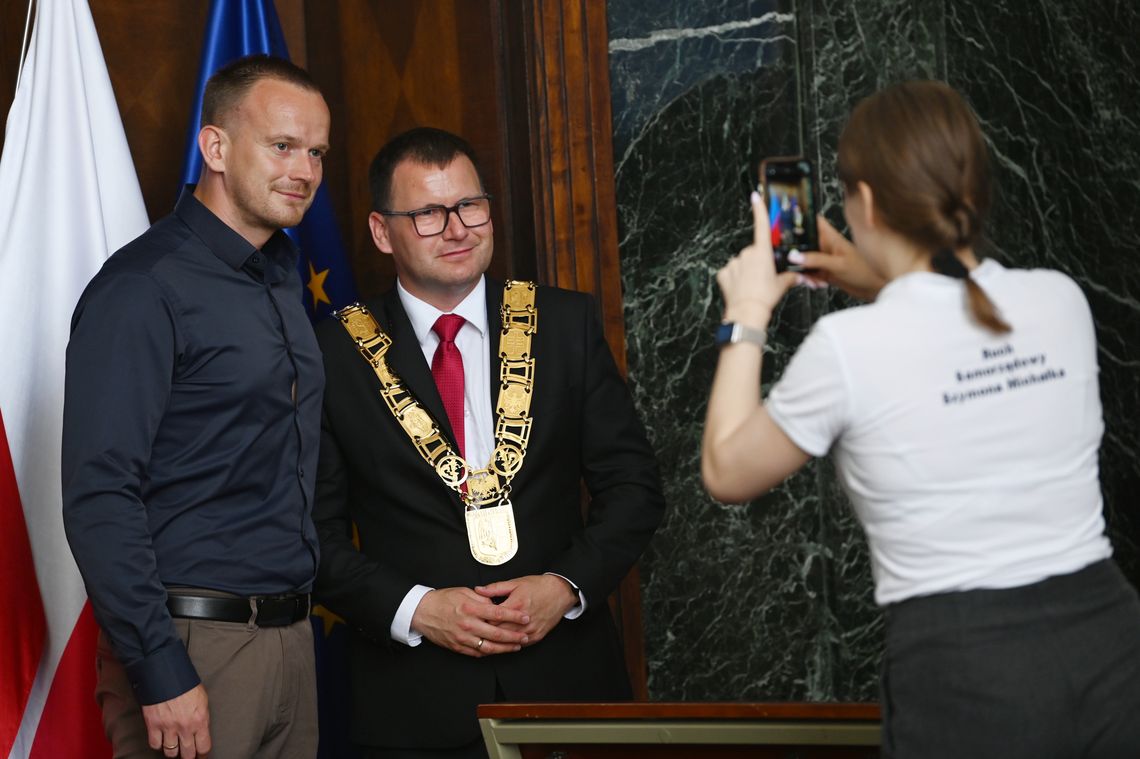 Prezydent Szymon Michałek z wotum zaufania i absolutorium