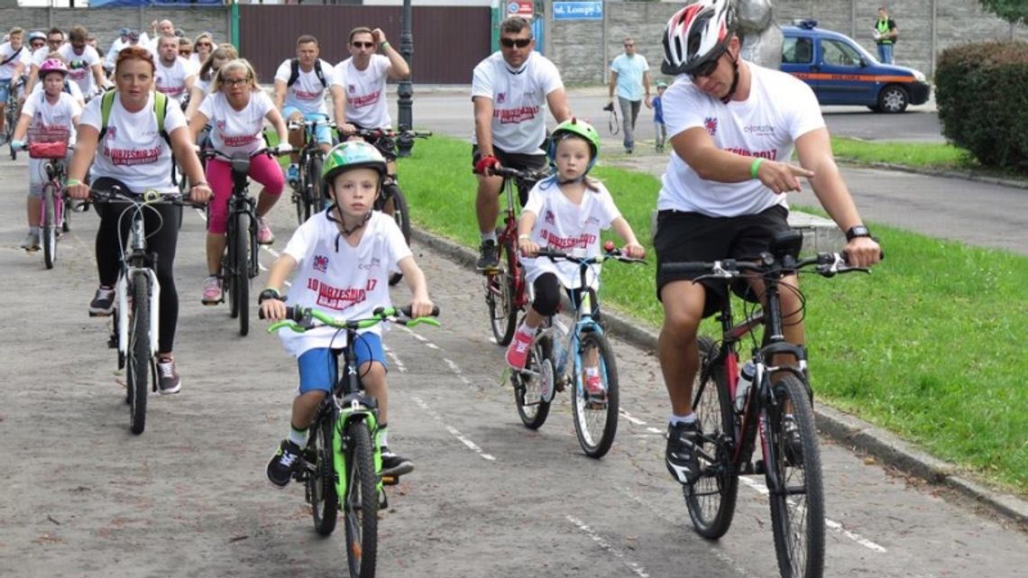 Rajd rowerowy z okazji 150-lecia Królewskiej Huty! Rajd rowerowy z okazji 150-lecia Królewskiej Huty!