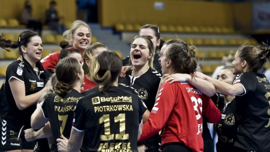 Ruch wygrywa po rzutach karnych! Ruch wygrywa po rzutach karnych!