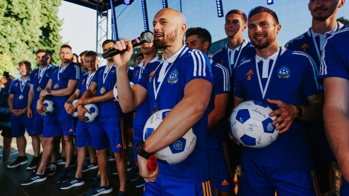 Ruch zaprezentuje się na Skałce