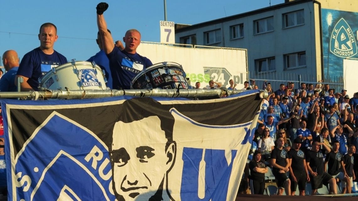 Ruszyła sprzedaż biletów na domowy mecz z GKS-em Bełchatów. Spotkanie z rezerwami Lecha przy pustych trybunach Ruszyła sprzedaż biletów na domowy mecz z GKS-em Bełchatów. Spotkanie z rezerwami Lecha przy pustych trybunach