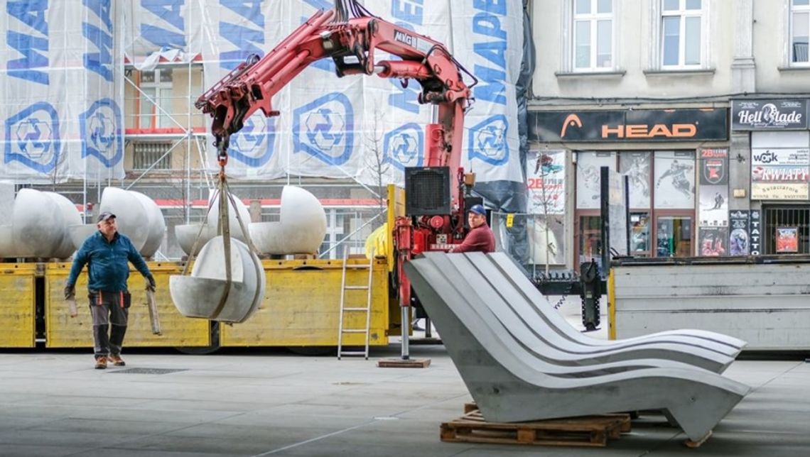 Rynek wciąż pięknieje Rynek wciąż pięknieje