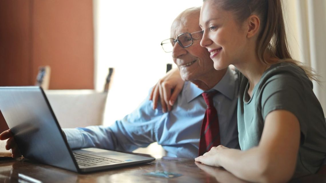 Seniorzy nadal będą ćwiczyć online