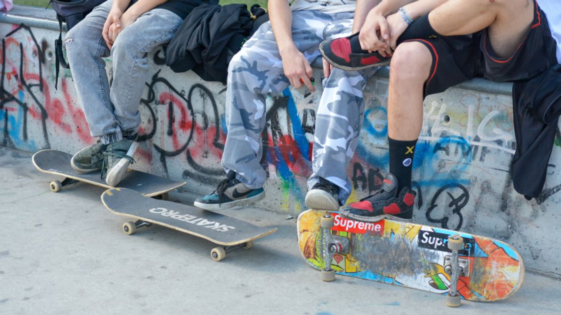 Skatepark to nie plac zabaw. Chorzowscy policjanci edukują młodzież [ZDJĘCIA] 