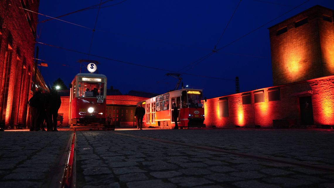 Śledztwo w spółce Tramwaje Śląskie. Zatrzymano dwie osoby Śledztwo w spółce Tramwaje Śląskie. Zatrzymano dwie osoby