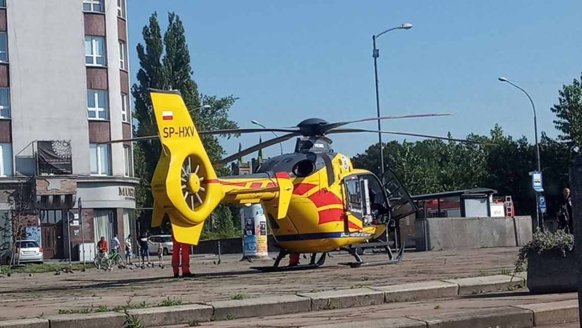 Śmigłowiec LPR lądował na Placu Powstańców Śląskich