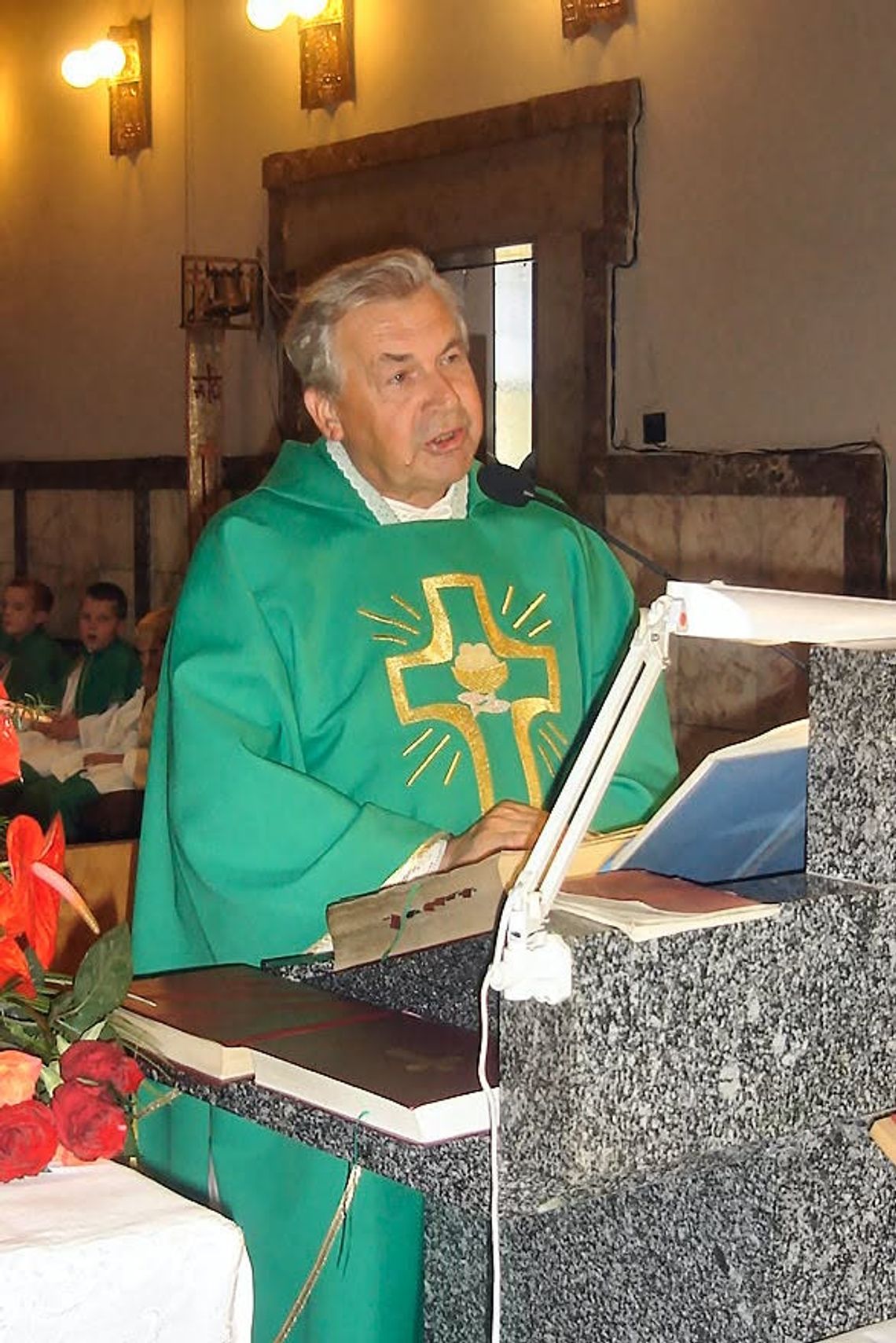 Smutna wiadomość dla mieszkańców Chorzowa Batorego. Nie żyje ks. senior Jan Sołtysik, wieloletni proboszcz Smutna wiadomość dla mieszkańców Chorzowa Batorego. Nie żyje ks. senior Jan Sołtysik, wieloletni proboszcz