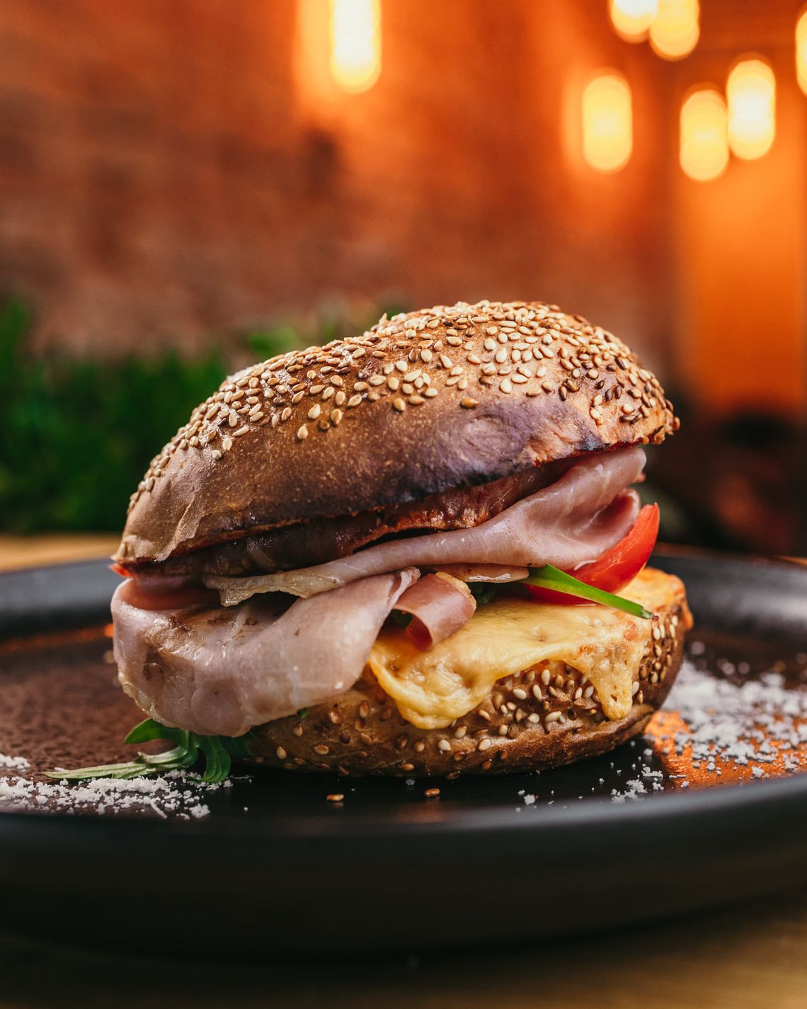 Śniadaniowy renesans: Dlaczego coraz chętniej jemy poranki „na mieście”?