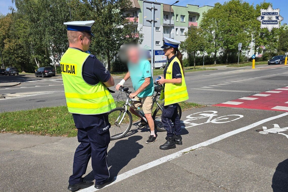 Świętochłowice: policjanci wzięli pod lupę rowerzystów i użytkowników hulajnóg. Trzech kierujących po alkoholu Świętochłowice: policjanci wzięli pod lupę rowerzystów i użytkowników hulajnóg. Trzech kierujących po alkoholu
