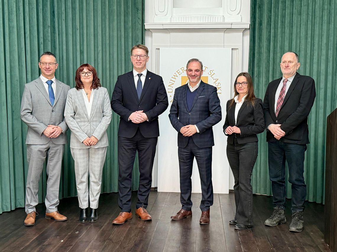 Świętochłowice stawiają na naukę i ekologię. Miasto podpisało porozumienie z Uniwersytetem Śląskim