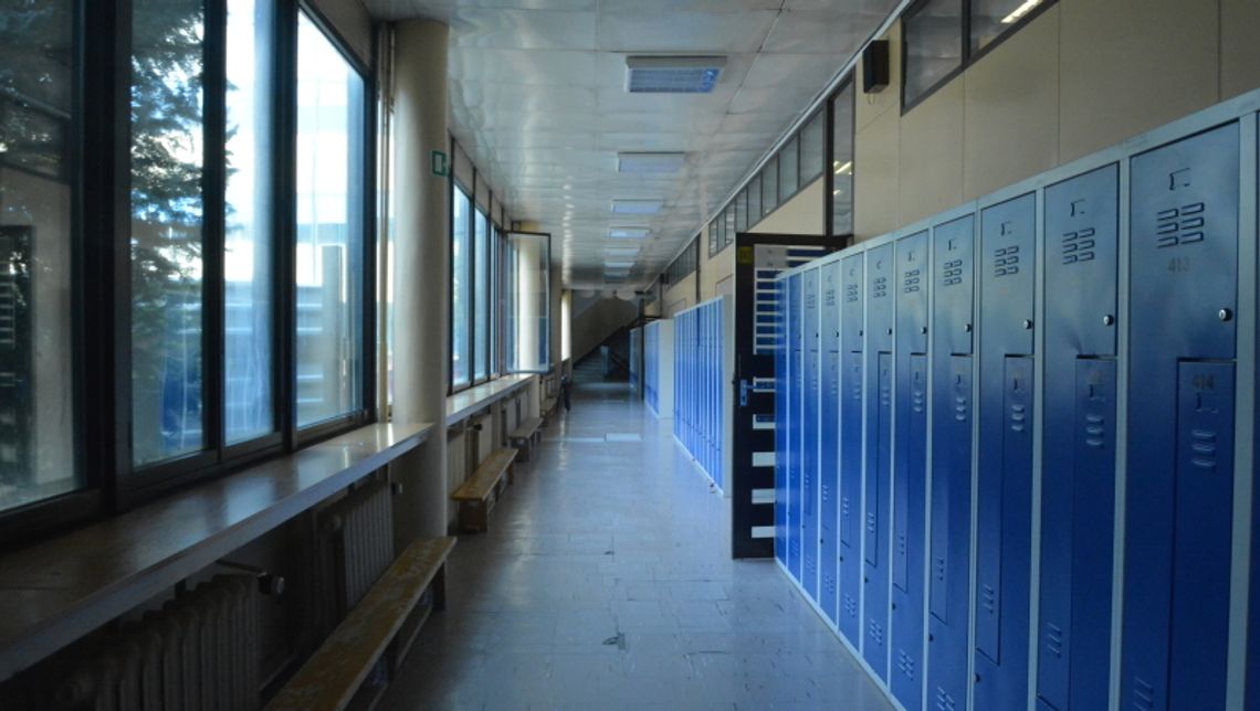 Szkoły i żłobki zostaną zamknięte