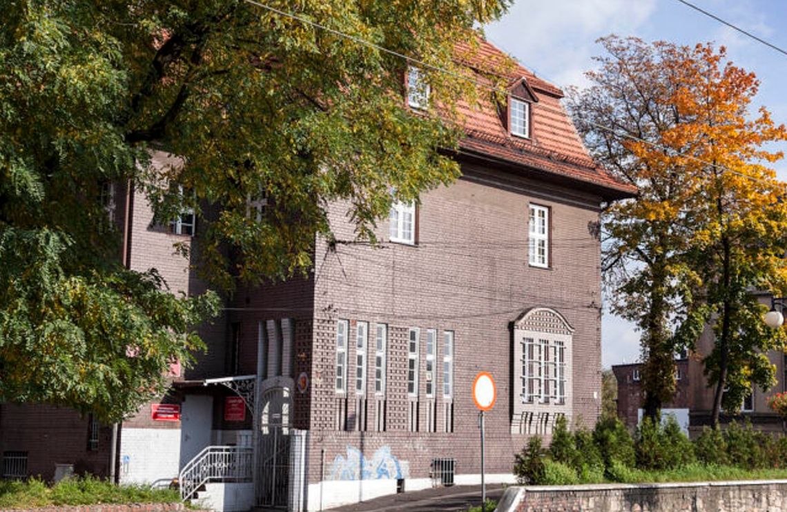Ten budynek zna wielu Świętochłowiczan. Miasto wystawiło go na sprzedaż Ten budynek zna wielu Świętochłowiczan. Miasto wystawiło go na sprzedaż
