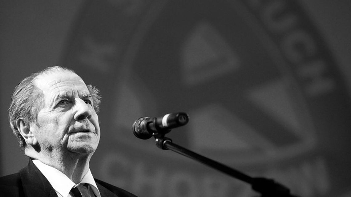 To już sześć lat...