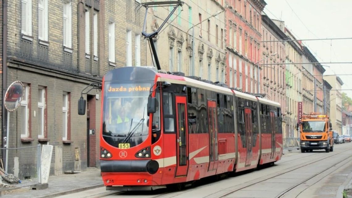 Tramwaje wracają na ul. Hajducką Tramwaje wracają na ul. Hajducką