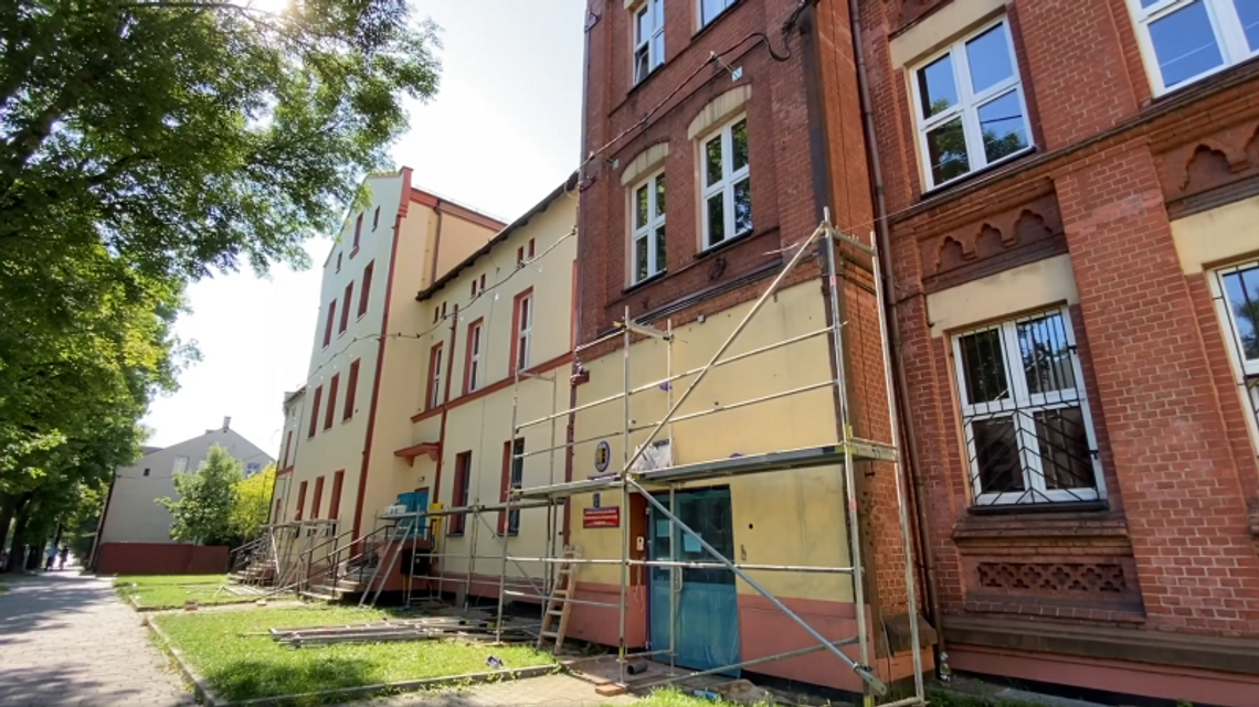 Trwają prace remontowe w chorzowskim Ośrodku Wsparcia Rodziny Trwają prace remontowe w chorzowskim Ośrodku Wsparcia Rodziny