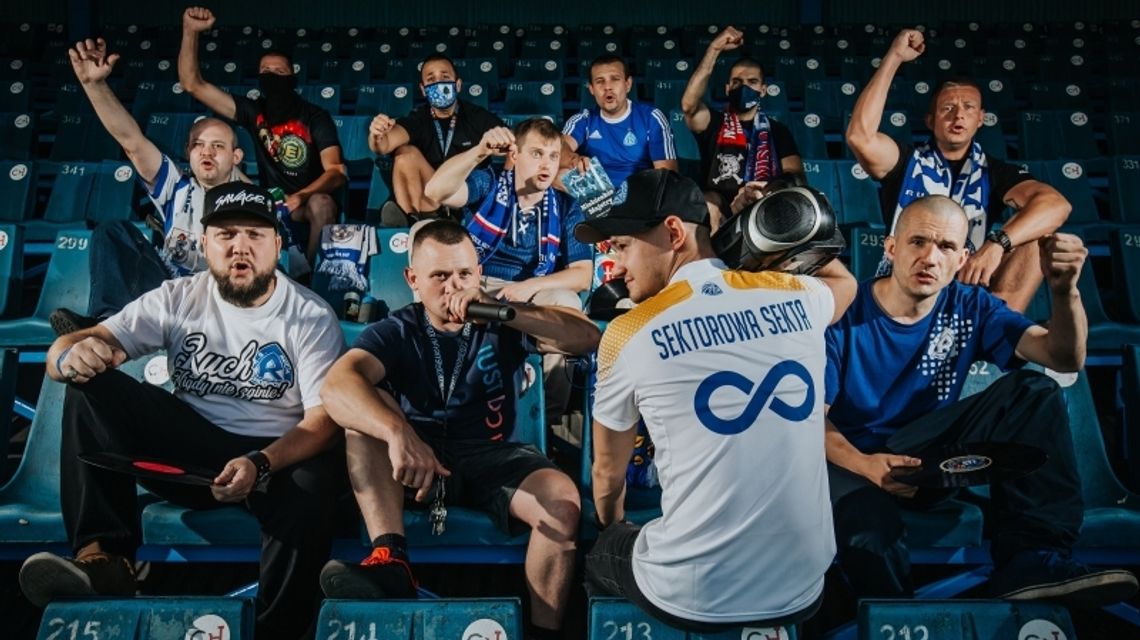 Tuste bity w tusty czwortek Tuste bity w tusty czwortek