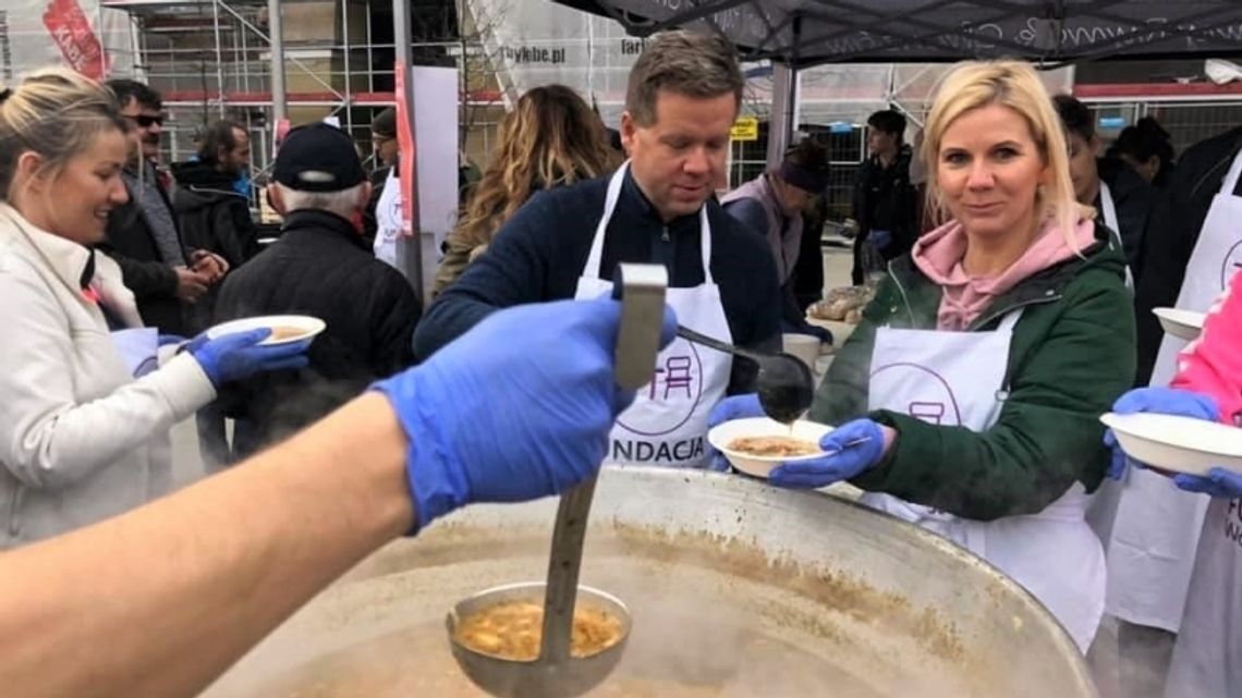 Tysiąc porcji żurku ponownie na chorzowskim rynku Tysiąc porcji żurku ponownie na chorzowskim rynku