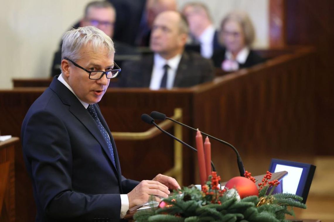 Uchwalono budżet województwa śląskiego! Wśród priorytetów m.in. inwestycje drogowe i wzmocnienie ochrony zdrowia