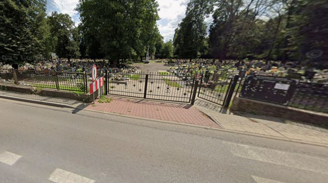 Uwaga kierowcy! Zmiany w organizacji ruchu na Wszystkich Świętych w Świętochłowicach.