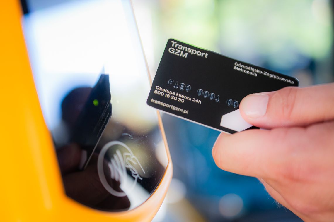 Większa elastyczność, wydłużony czas ważności biletów. Transport GZM z nową ofertą