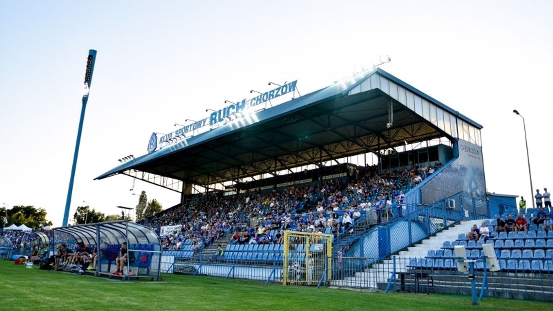 Wielki Ruch przekaże klubowi środki na renowację krzesełek