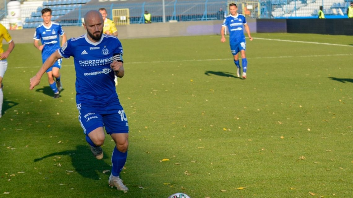 Wysoka wygrana Ruchu ze Śląskiem II Wrocław. "Niebiescy" znów na fali! [ZDJĘCIA]