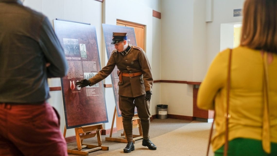 Wystawa o historii 75 Pułku Piechoty z Chorzowa Wystawa o historii 75 Pułku Piechoty z Chorzowa