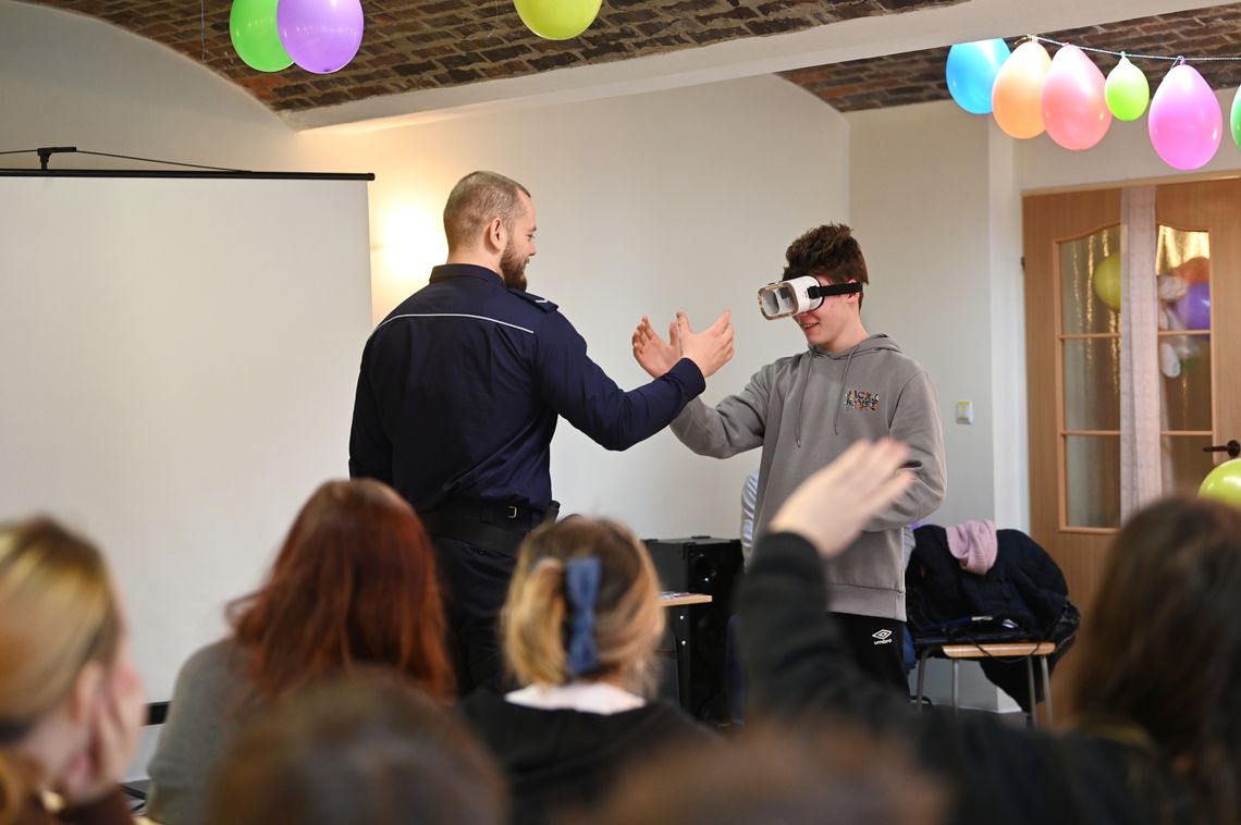 Z młodzieżą o uzależnieniach. "Naszą ambicją jest nie tylko pomoc osobom już uzależnionym, ale także profilaktyka"