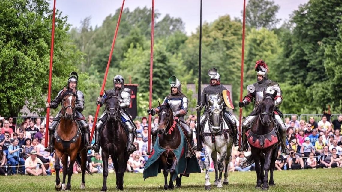 Z orężem przez wieki