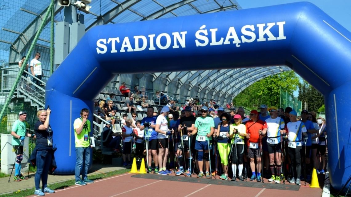 Za nami V Ogólnopolski Marsz Nordic Walking  [ZDJĘCIA]