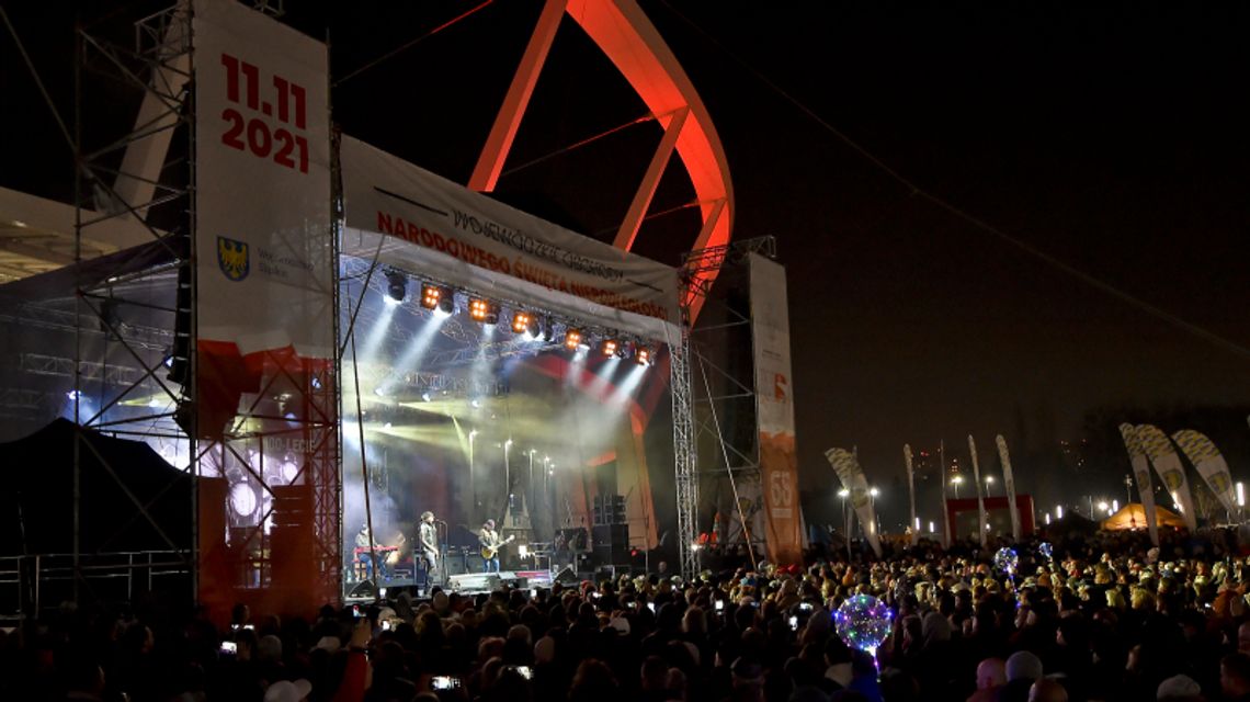 Za nami Wojewódzkie obchody Dnia Niepodległości na Stadionie Śląskim [ZDJĘCIA]